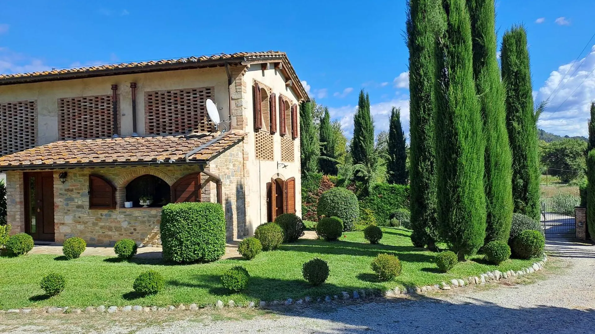 Villa San Galgano, Private Pool And Lake View Zambra Σαν Τζιμινιάνο