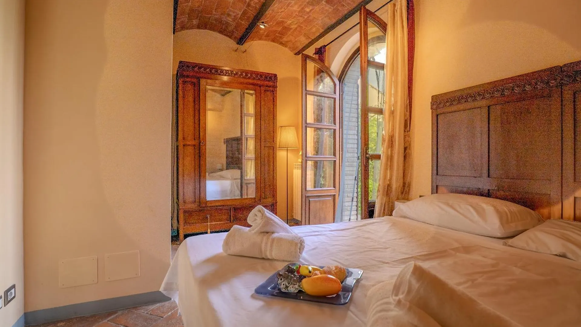 Villa San Galgano, Private Pool And Lake View Zambra Ιταλία