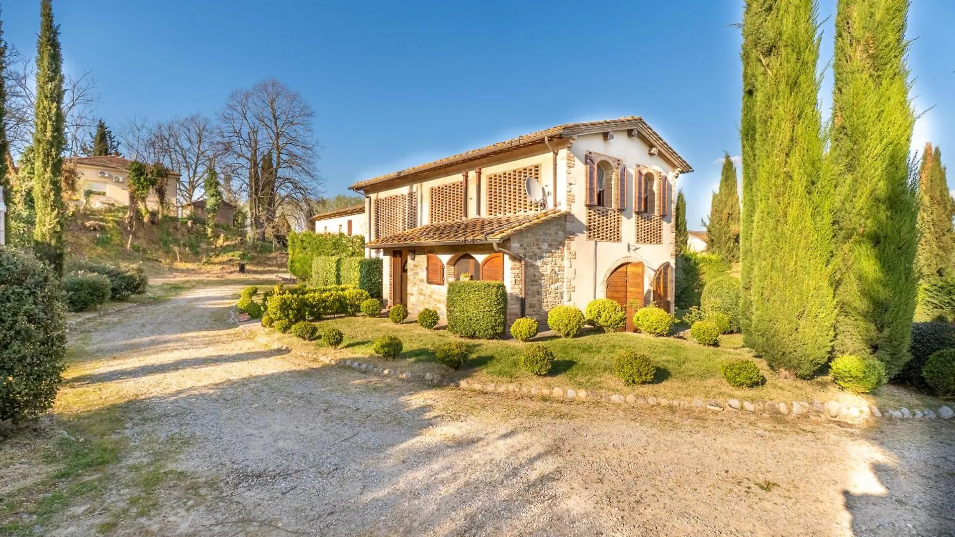 Villa San Galgano, Private Pool And Lake View Zambra