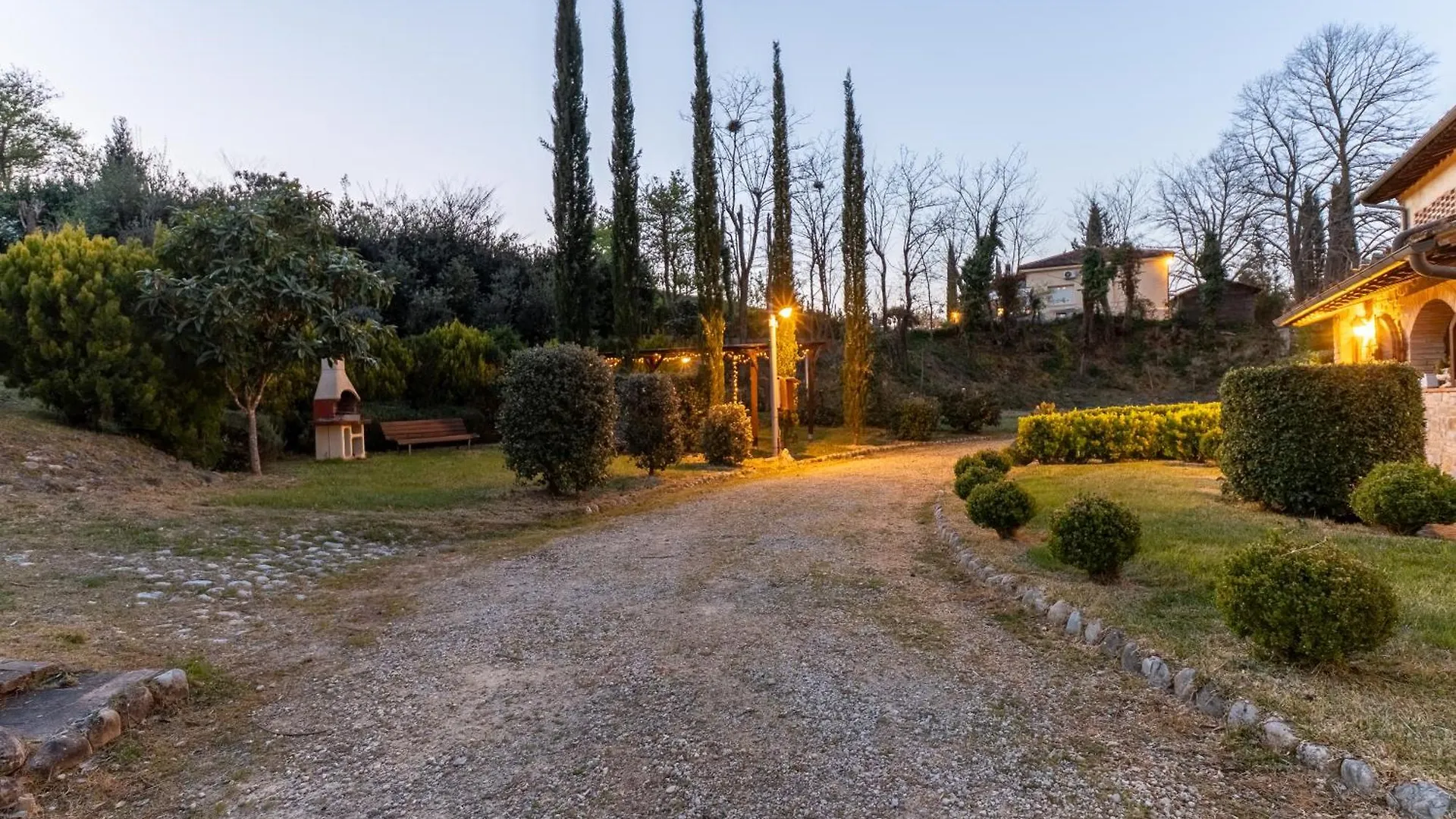 Villa San Galgano, Private Pool And Lake View Zambra Ιταλία